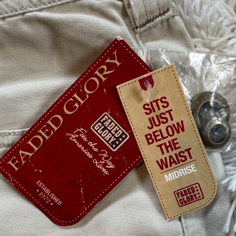 Vintage Faded Glory 100% Cotton Khaki Walking/Bermuda Shorts Button Pockets - Picture 3 of 12
